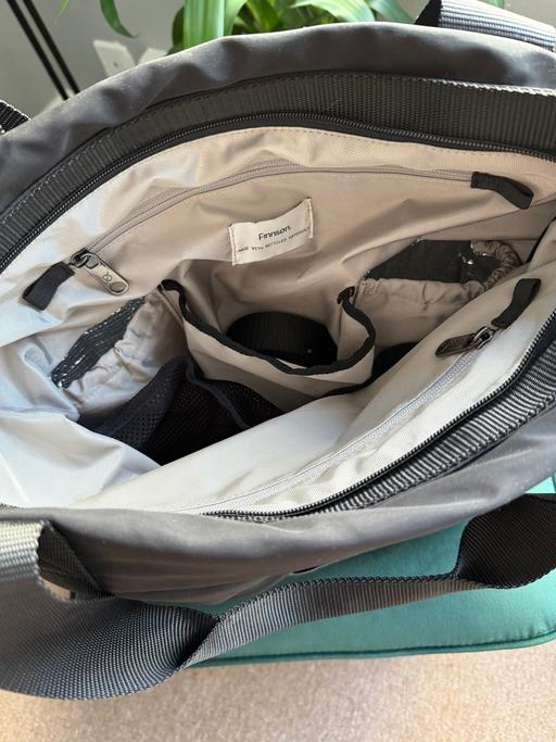 Buy & Sell Clerkenwell Central London - Photos for Finnson Changing bag