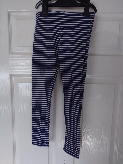 Buy & Sell Woodthorpe Charnwood - Photos for Girls navy/white striped leggings size 8-9Y