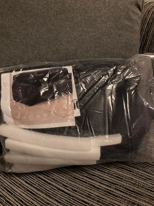 Buy & Sell Sedgley Dudley - Photos for Settee cover