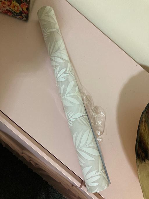 Buy & Sell Sedgley Dudley - Photos for 4 rolls of wall paper