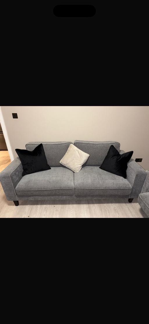 Buy & Sell Deptford South East London - Photos for Sofa 3 seaters