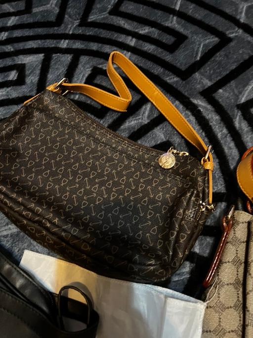 Buy & Sell Harlesden North West London - Photos for Bags bundle