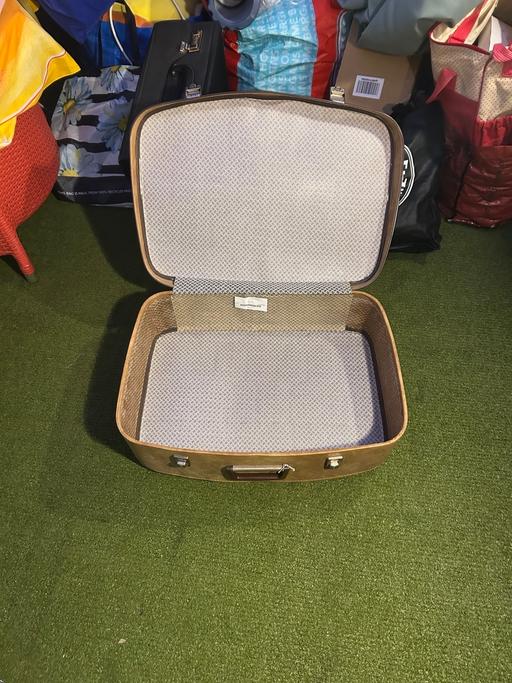 Buy & Sell Winson Green Birmingham - Photos for Vintage suitcase