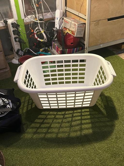 Buy & Sell Quinton Birmingham - Photos for Laundry basket