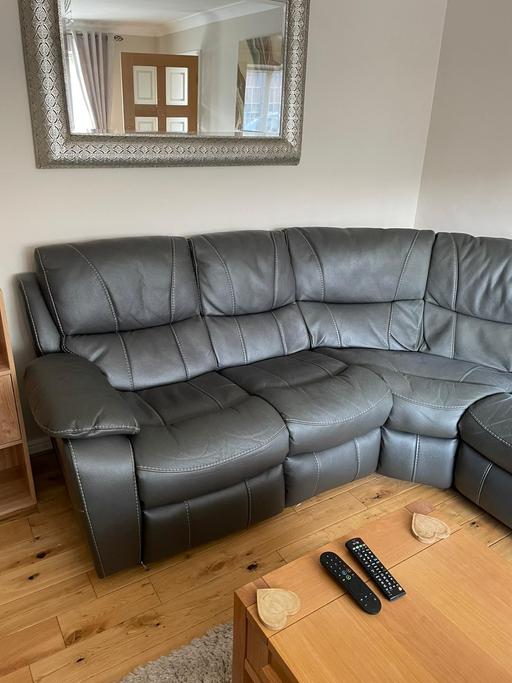 Buy & Sell Greasbrough Rotherham - Photos for corner electric recliner