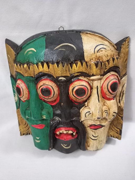 Buy & Sell Hall Green Birmingham - Photos for VINTAGE WOODEN 3 FACE BALI BARONG DEVIL MASK.