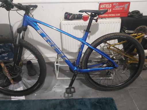 Buy & Sell Seaforth Sefton - Photos for TREK marlin 6 Like New