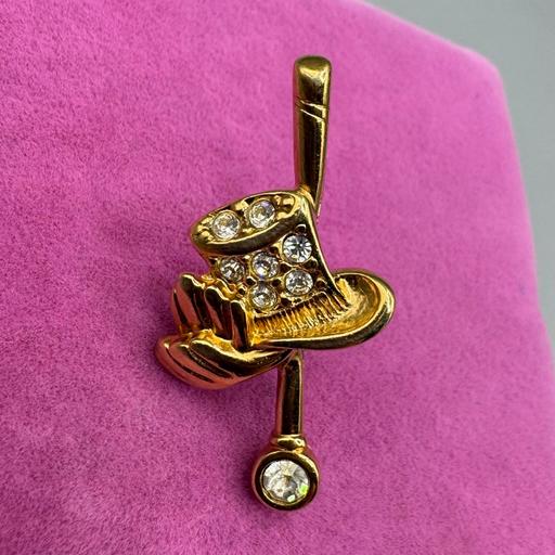 Buy & Sell Tyseley Birmingham - Photos for Unusual Crystal Hat, Glove & Cane Crystal Pin
