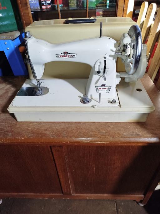 Buy & Sell Hockley Tamworth - Photos for Rare Vintage Princess Deluxe Precision Sewing