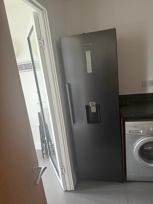Buy & Sell Tottenham Hale North London - Photos for Samsung fridge ice dispenser fridge only