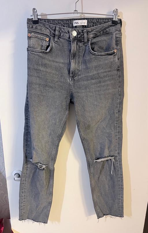 Buy & Sell West Brompton South West London - Photos for ZARA Distressed Straight Ripped Jeans