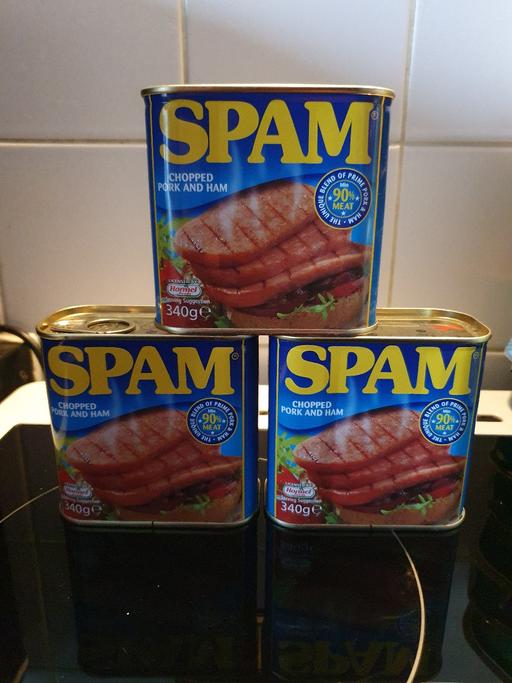 Buy & Sell Lower Sydenham South East London - Photos for 3 x large tins spam