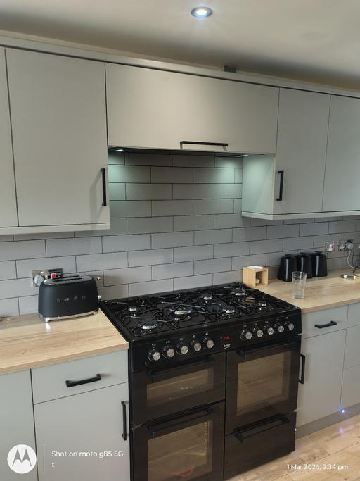 Buy & Sell Two Gates Tamworth - Photos for kitchen doors , drawers,