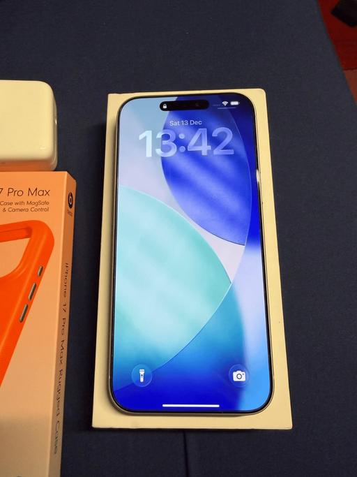 Buy & Sell Cefn Coed Merthyr Tydfil - Wales - Photos for Apple iPhone 17 Pro Max - Silver - 1TB