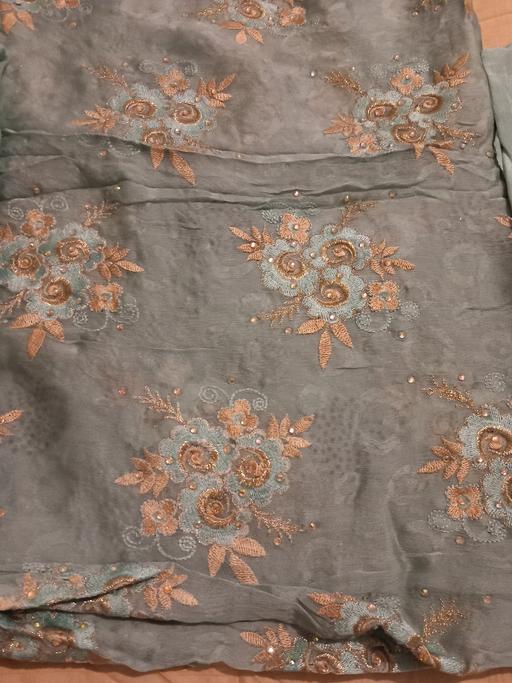 Buy & Sell Mellor Ribble Valley - Photos for Ladies 3 piece shefon suit