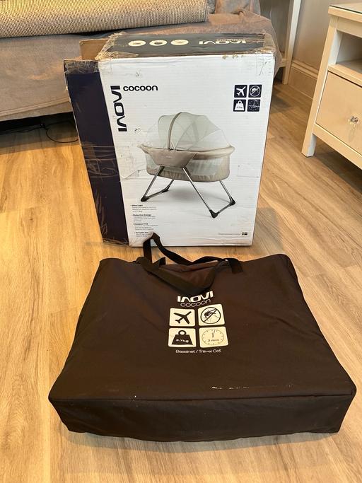 Buy & Sell Gallows Corner East London - Photos for Travel cot and bassinet