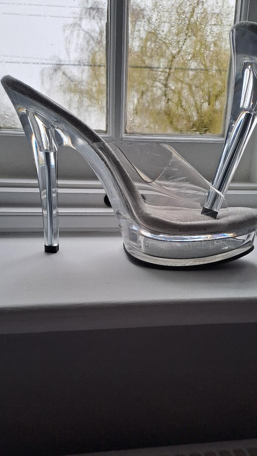 Buy & Sell Great Saxham West Suffolk - Photos for Posing shoes (Majesty 501)