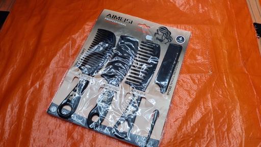Buy & Sell Yardley Birmingham - Photos for Professional Hairdressing Combs
