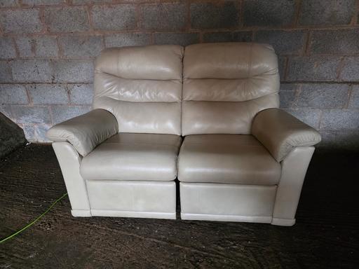 Buy & Sell Birmingham New Street Birmingham - Photos for G-PLAN 2seater electric recliners