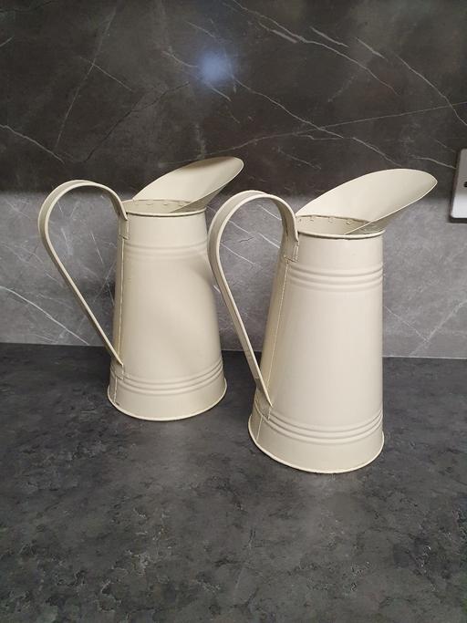 Buy & Sell Oxley Wolverhampton - Photos for 2 x large metal jugs
