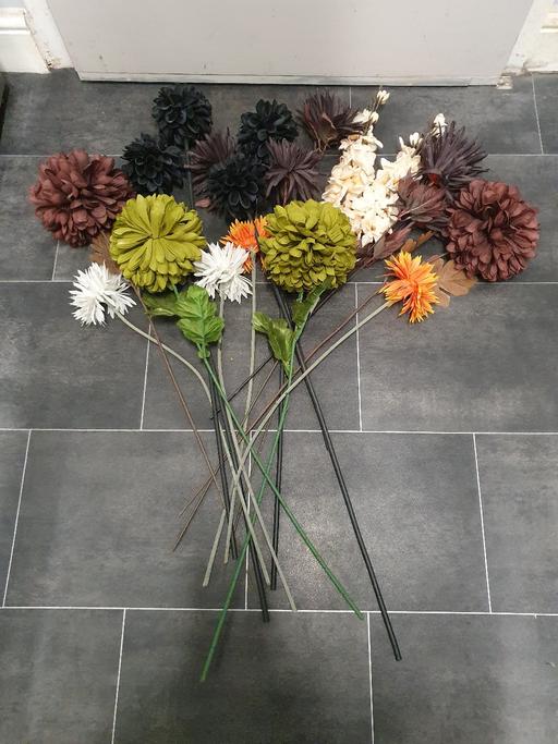 Buy & Sell Oxley Wolverhampton - Photos for Large artifical flowers