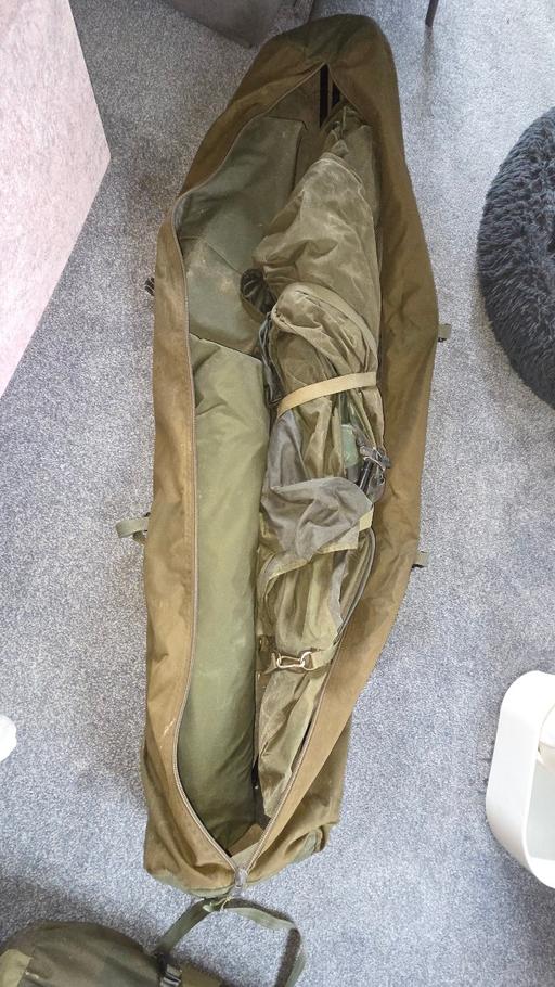 Buy & Sell Reigate Reigate and Banstead - Photos for sonik axs bivvy with over wrap