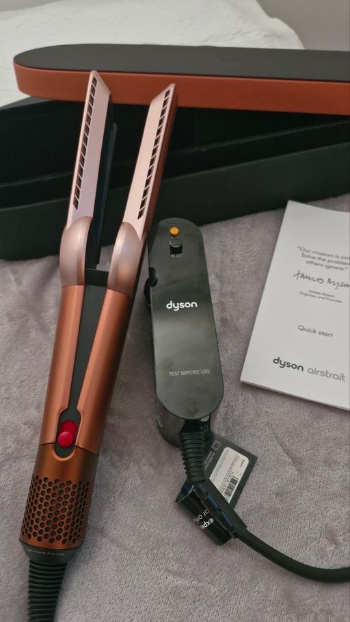 Buy & Sell Knott End-on-Sea Wyre - Photos for Dyson airstrait