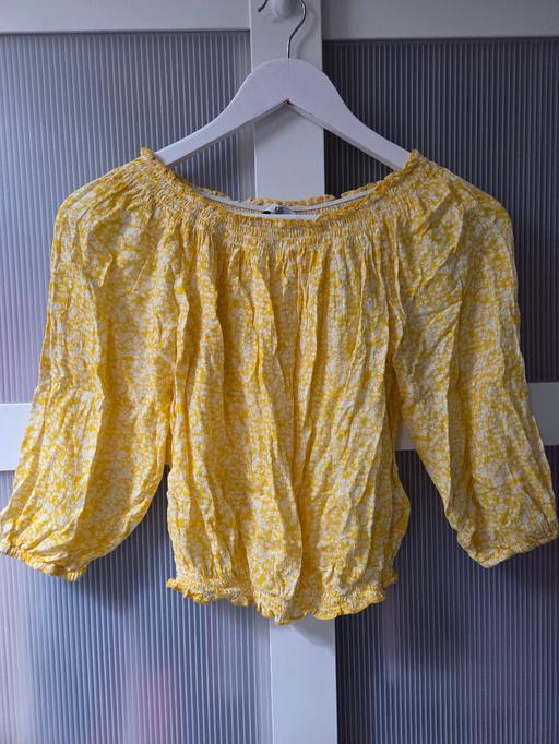 Buy & Sell Weston Point Halton - Photos for Age 8-9 M&S yellow top