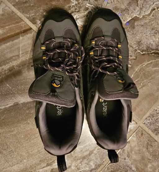 Buy & Sell Upper Gornal Dudley - Photos for Gelert mens mountain trekking shoes