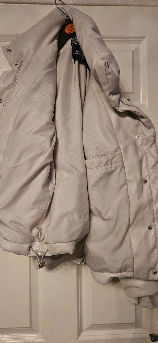 Buy & Sell Upper Gornal Dudley - Photos for Stradivarius womens waterproof puffer jacket