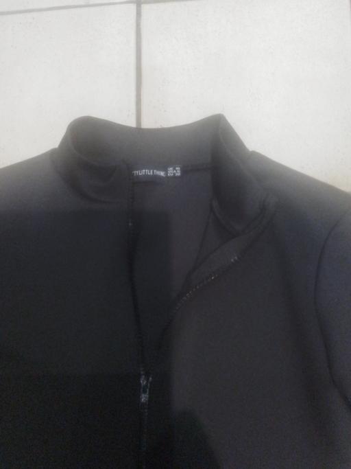 Buy & Sell Streetly Walsall - Photos for LADIES PRETTYLITTLETHING BLACK ZIPPER