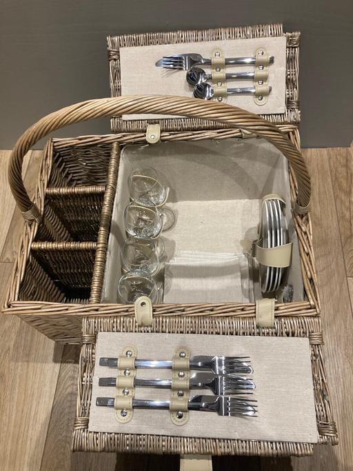 Buy & Sell Claverley Shropshire - Photos for Picnic basket