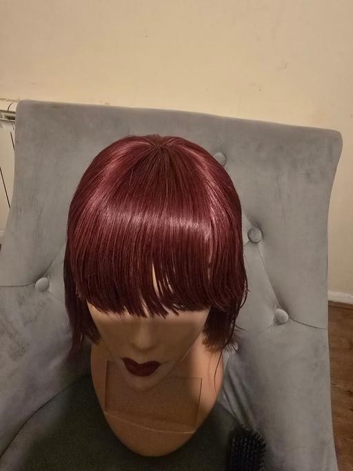 Buy & Sell Oadby Oadby and Wigston - Photos for Burgundy Bob Wig with Bangs - Short Straight