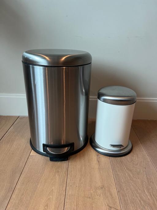 Buy & Sell Croydon Croydon - Photos for Stainless Steel & White Pedal Bins (Set of 2)
