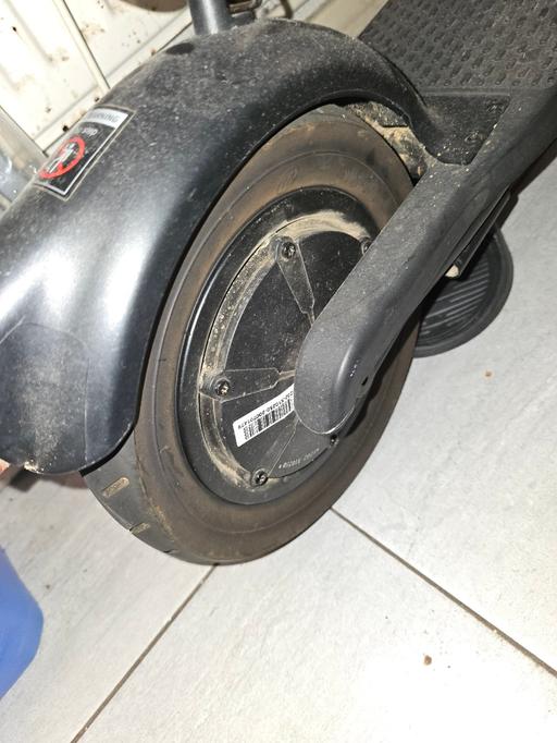 Vehicles Heston Hounslow - Photos for pure electric (2020) hardly used