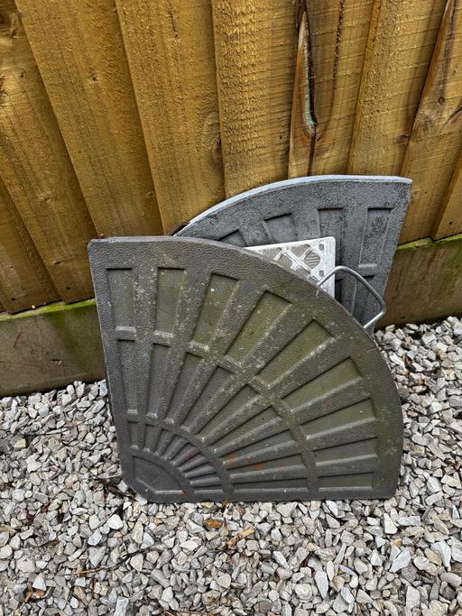 Buy & Sell Tividale Sandwell - Photos for 2 parasol weights