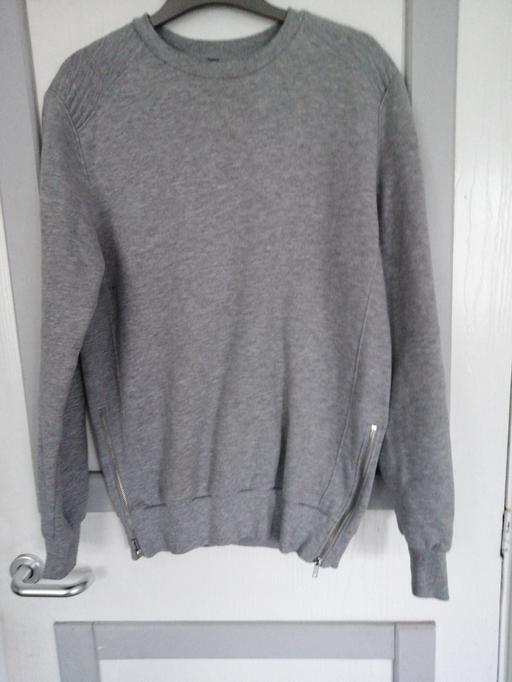 Buy & Sell Wednesfield Wolverhampton - Photos for Men's size *S* faint mark back of sleeve 