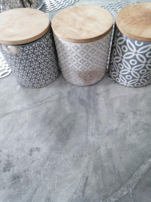 Buy & Sell Wednesfield Wolverhampton - Photos for T. S. c pots 1 got chip 1 got mark