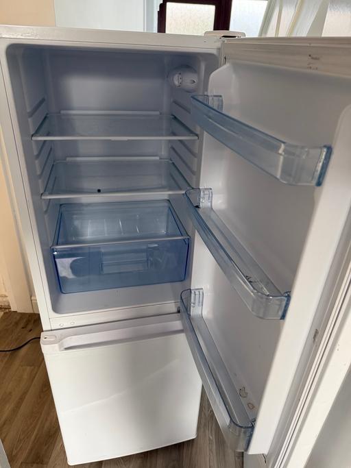 Buy & Sell Wakefield Wakefield - Photos for Fridge freezer