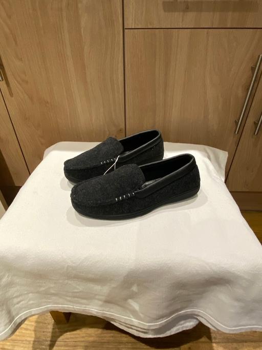Buy & Sell Madeley Telford and Wrekin - Photos for Dearfoams memory foam Slippers black size 6/7