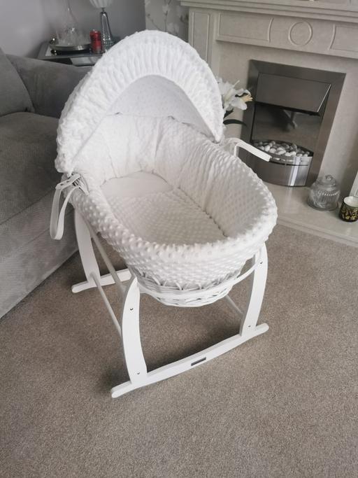 Buy & Sell Netherton Dudley - Photos for Moses basket and stand - white
