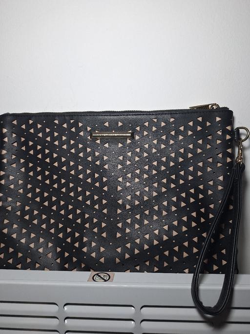 Buy & Sell Romford Barking and Dagenham - Photos for Dorothy Perkins