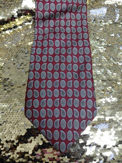 Buy & Sell Farringdon Central London - Photos for Pre-owned The Windsor Collection silk tie