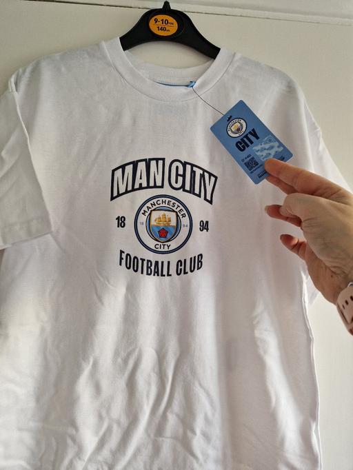 Buy & Sell Ramsgate Thanet - Photos for bn Manchester City tshirt age 9-10yrs