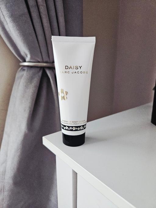 Buy & Sell Newton Doncaster - Photos for Marc jacobs Daisy body lotion 75ml..NEW