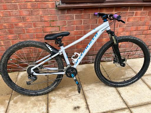 Buy & Sell Amblecote Dudley - Photos for SPECIALIZED Pitch bike (S)