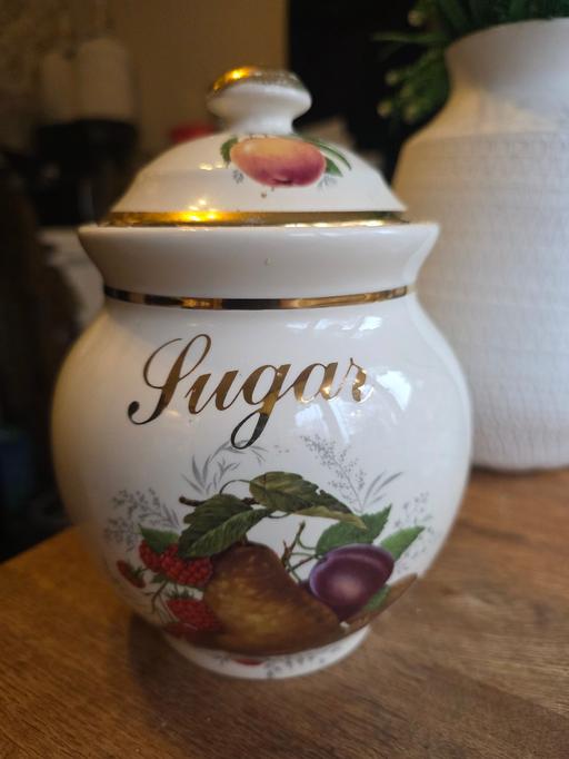 Buy & Sell Pensnett Dudley - Photos for FRESH FRUIT CERAMIC SUGAR CANISTER