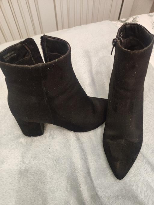 Buy & Sell Kendray Barnsley - Photos for boots / 2 pair ⅕/