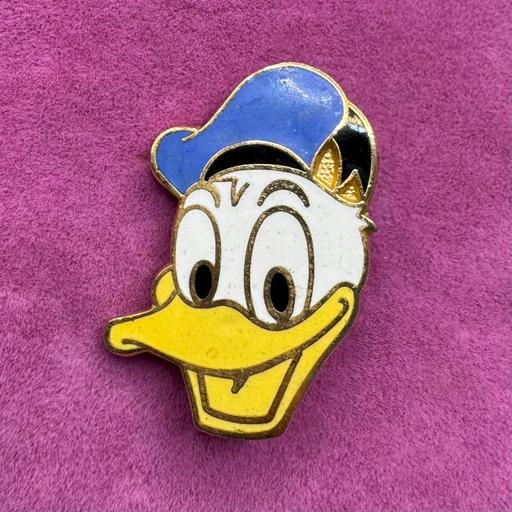 Buy & Sell Tyseley Birmingham - Photos for Rare 80’s Enamel Disney Brooch Badge