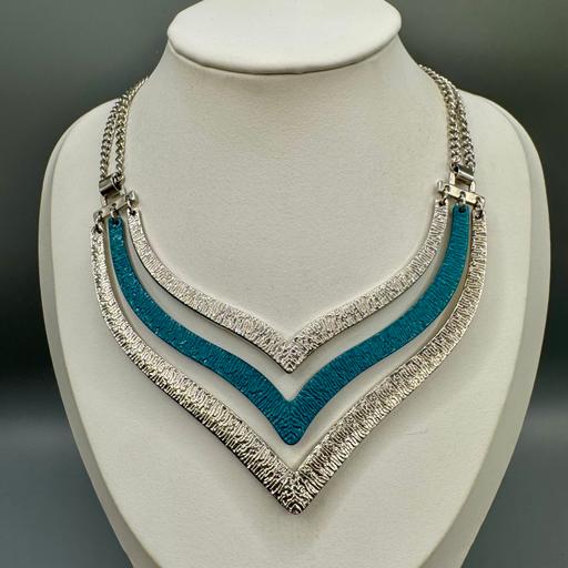 Buy & Sell Tyseley Birmingham - Photos for Attractive Two Tone Enamel Statement Necklace